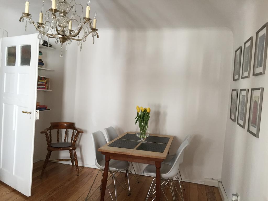 Ferienwohnung West Штутгарт Экстерьер фото